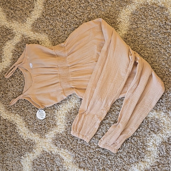 NWT Jolie & Joy Muslin Jumpsuit Tan - Picture 4 of 6